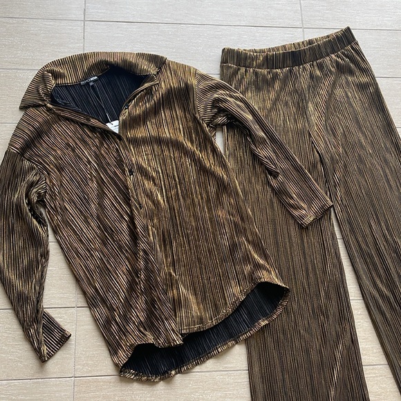 Metallic gold matching pant set - Picture 5 of 5